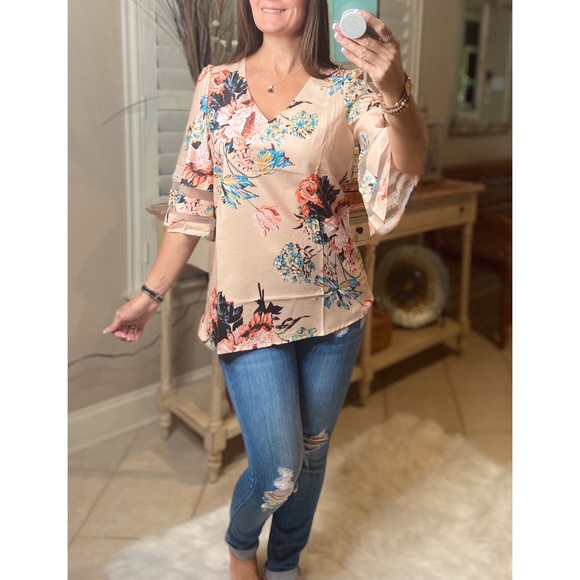 Floral Bell Flare Sleeve Boho Dressy Top 3920 - Picture 2 of 6